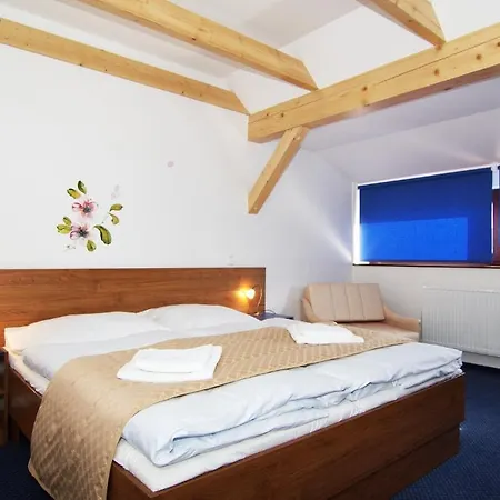 Pod Sluncem 3* Třebíz