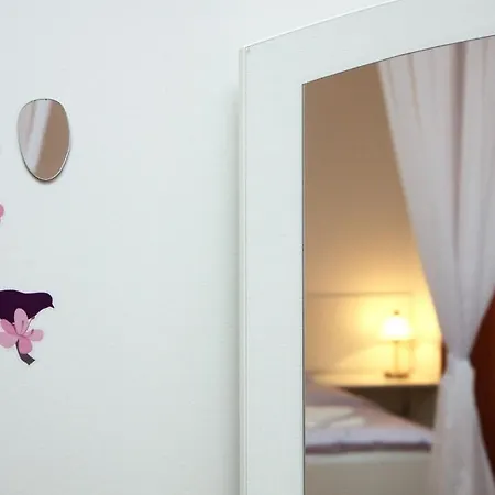 Pod Sluncem Hotel Třebíz