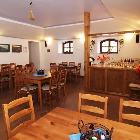 Pod Sluncem Trebiz
